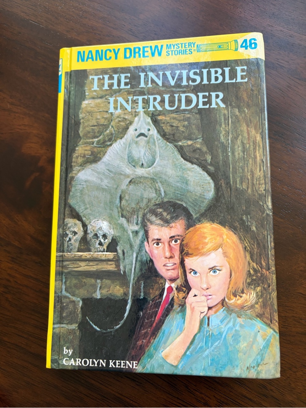 Nancy Drew: The Invisible Intruder — Book #46 Vintage 1997 Publishing EUC